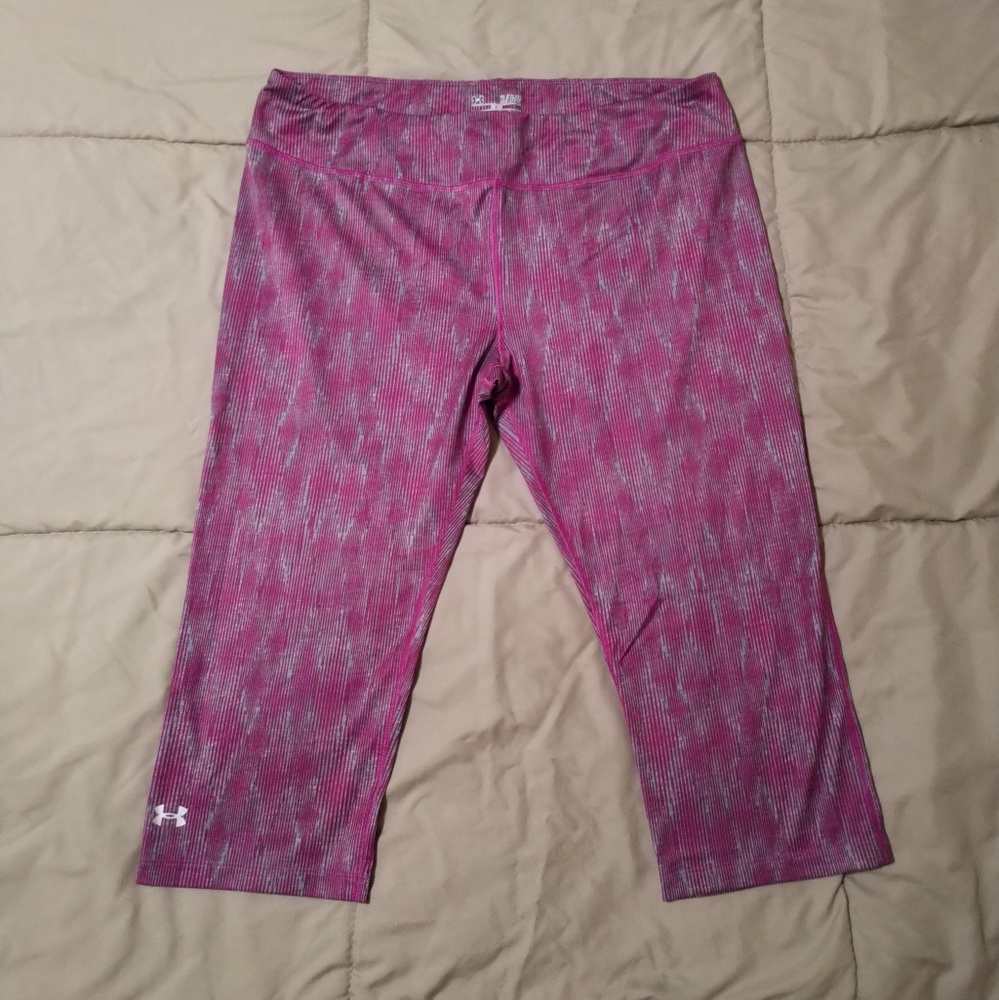 Under Armour Athletic Knee Length Pants Sz L
